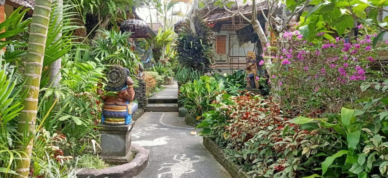 Family Guest House Ubud Zewnętrze zdjęcie